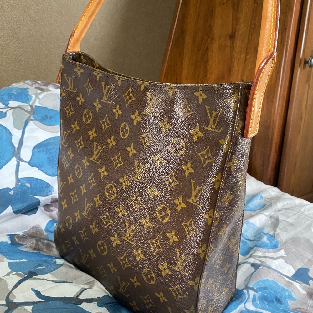 Authentic Louis Vuitton Brown Monogram Looping Shoulder Bag GM Size